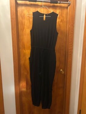Source Unknown Black Sleeveless Jumpsuit